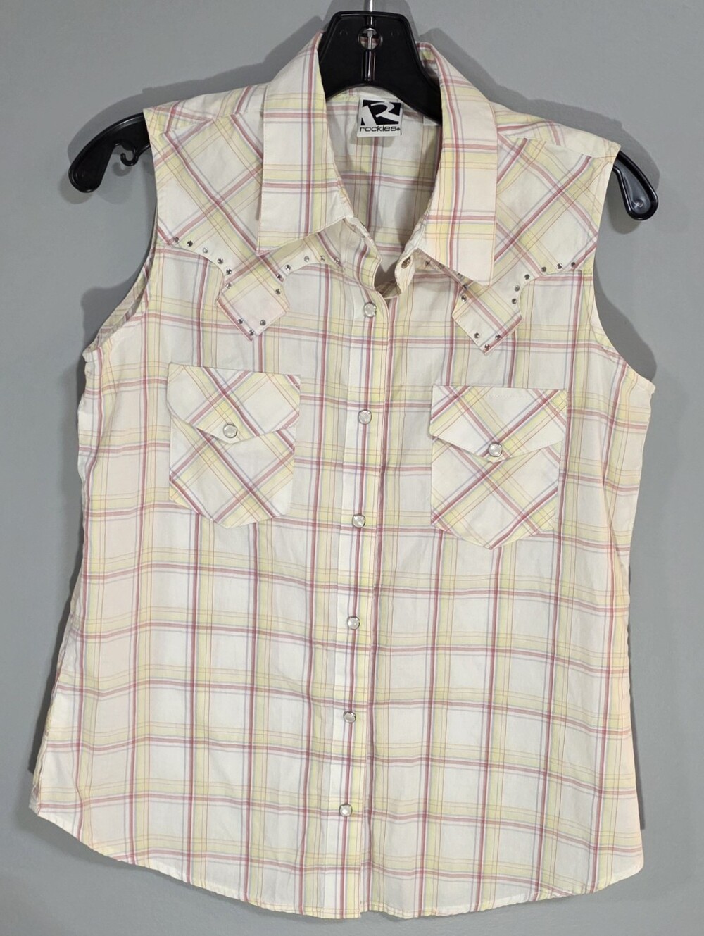 Rockies Sleeveless Plaid Button-Down Shirt in Cream, Pink & Yellow